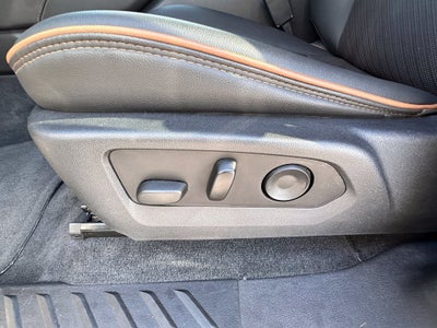 2023 GMC Canyon 4WD AT4
