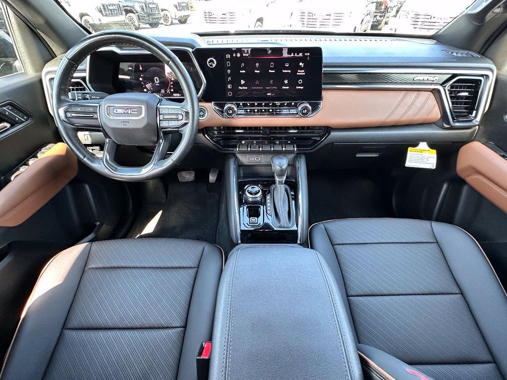 2023 GMC Canyon 4WD AT4