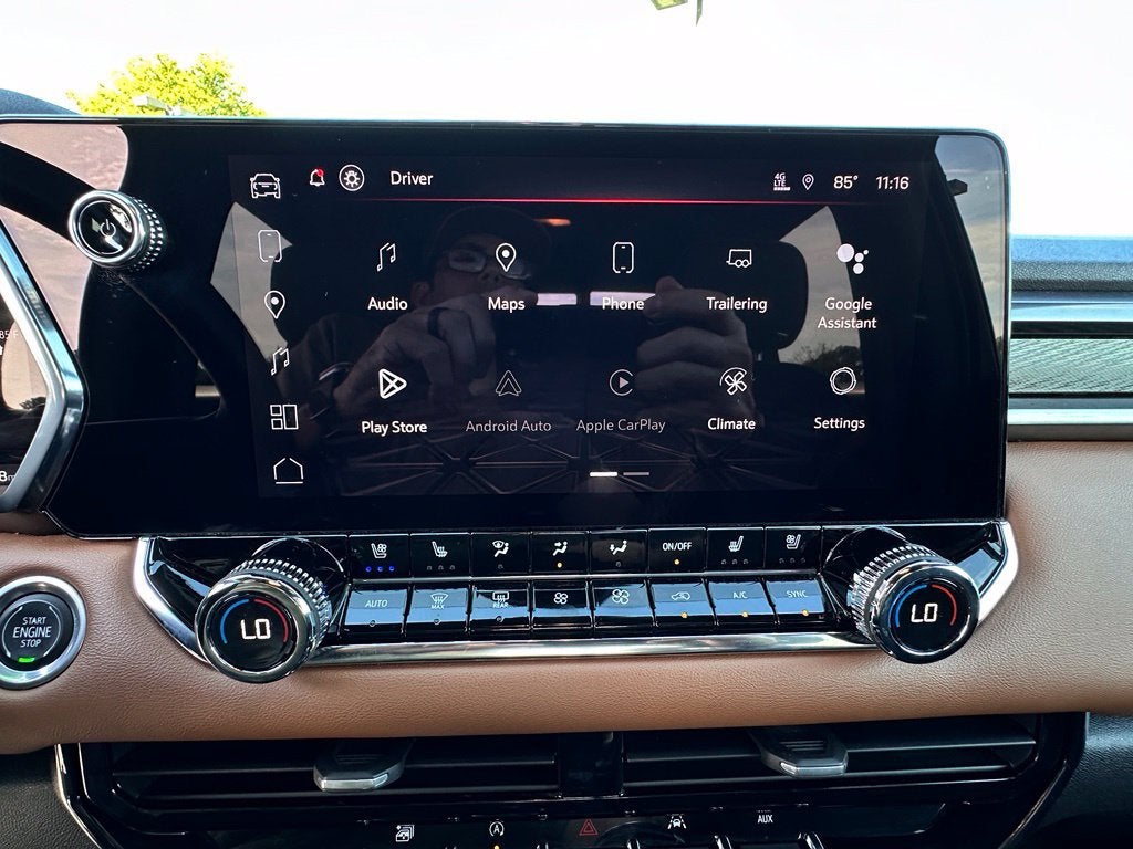 2023 GMC Canyon 4WD AT4