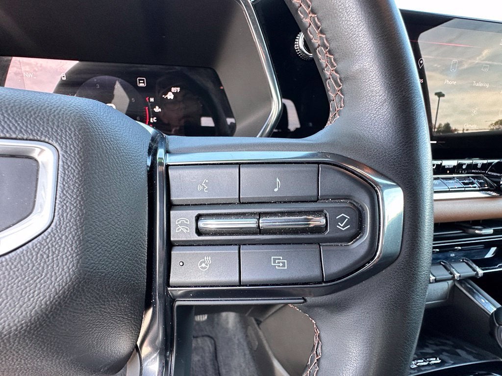 2023 GMC Canyon 4WD AT4