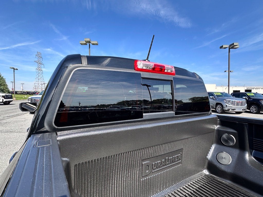 2023 GMC Canyon 4WD AT4