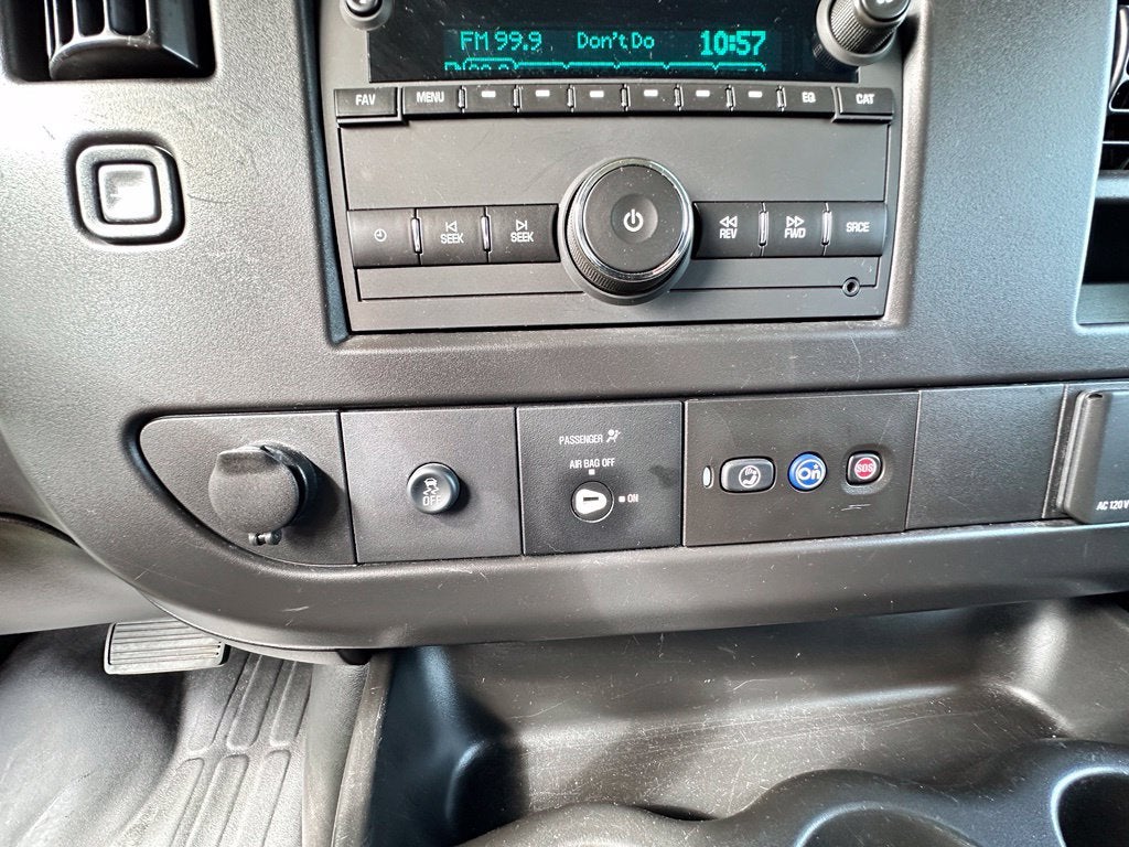 2025 GMC Savana Cargo Work Van