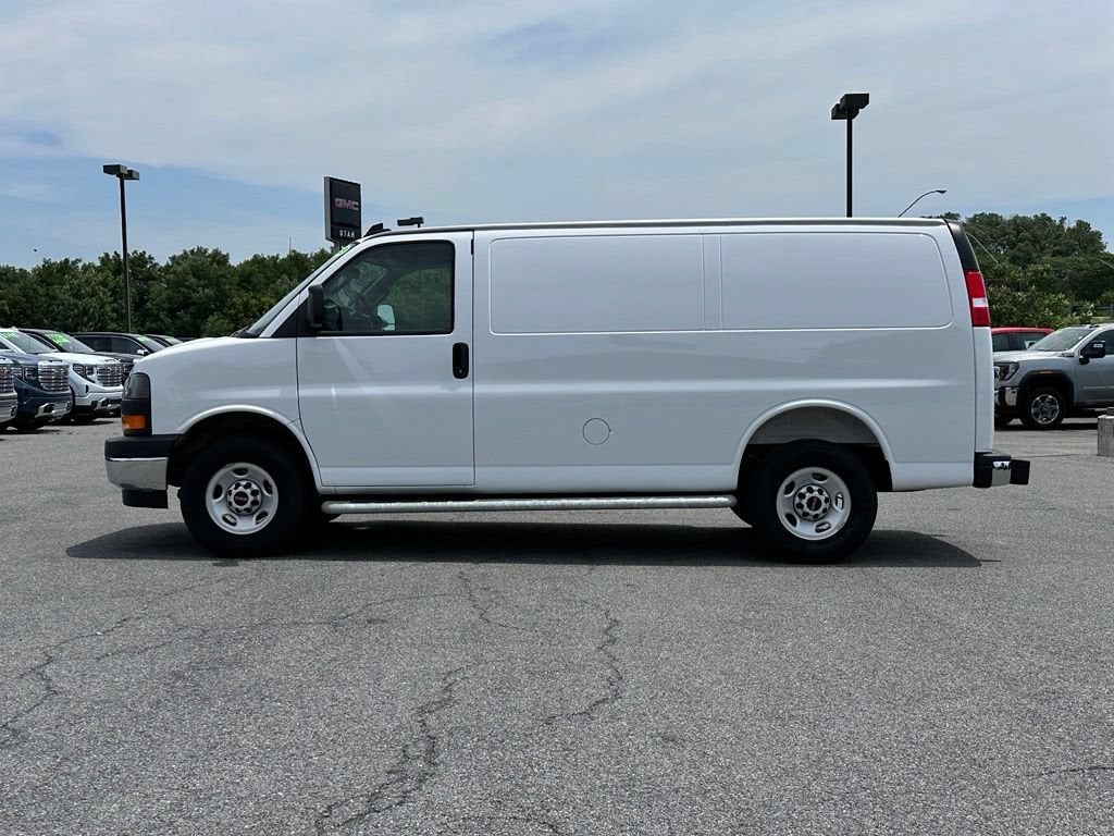 2025 GMC Savana Cargo Work Van