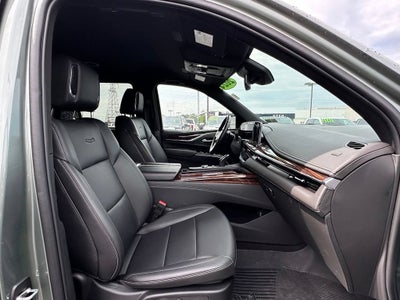 2024 Cadillac Escalade Luxury