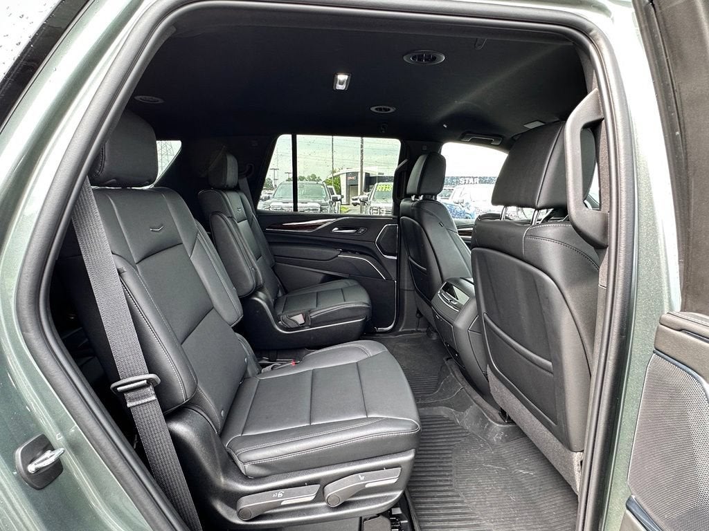 2024 Cadillac Escalade Luxury