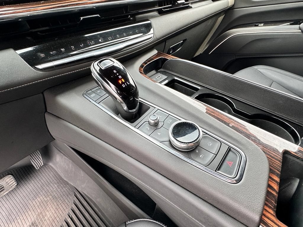 2024 Cadillac Escalade Luxury