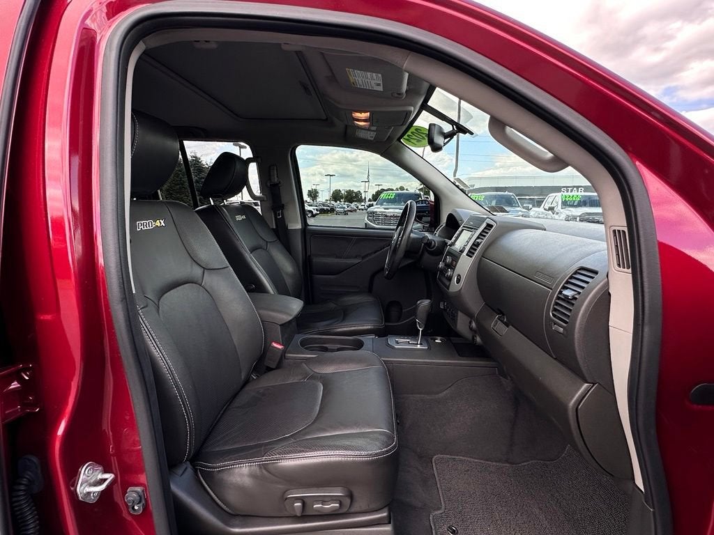 2021 Nissan Frontier Crew Cab PRO-4X 4x4