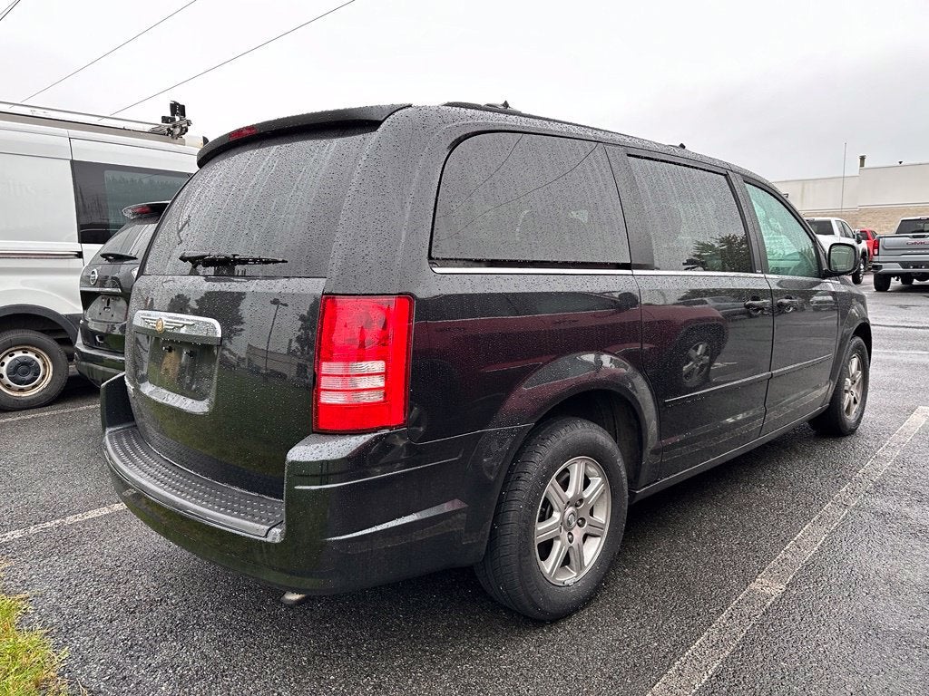 2008 Chrysler Town & Country Touring