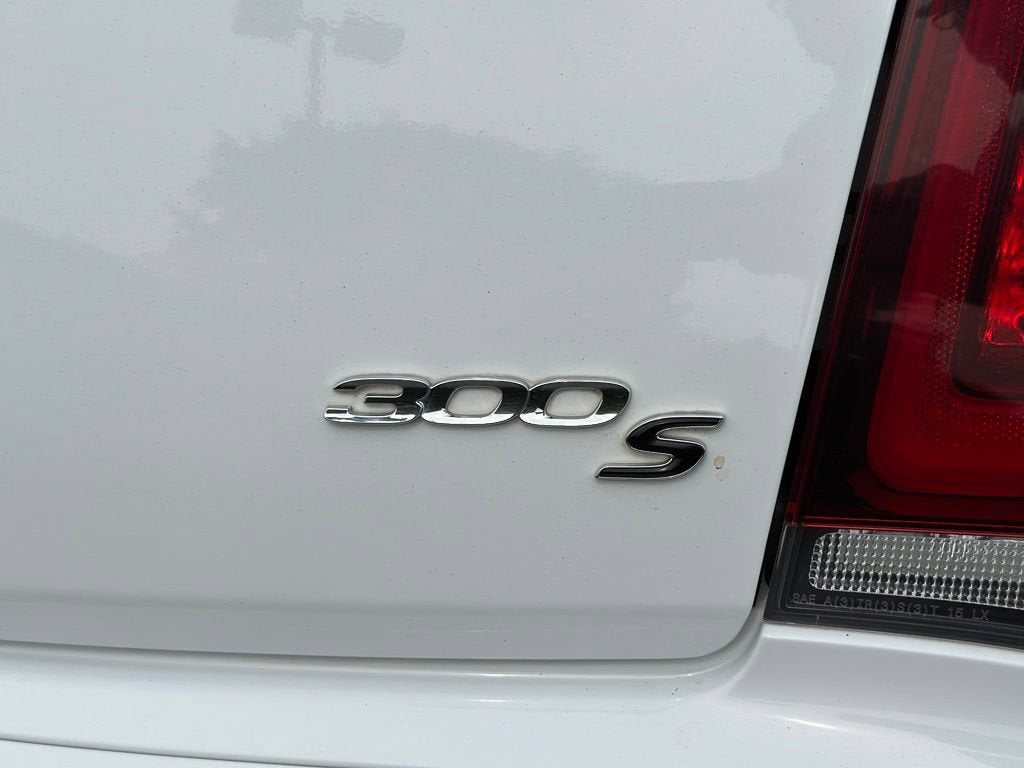 2015 Chrysler 300 300S