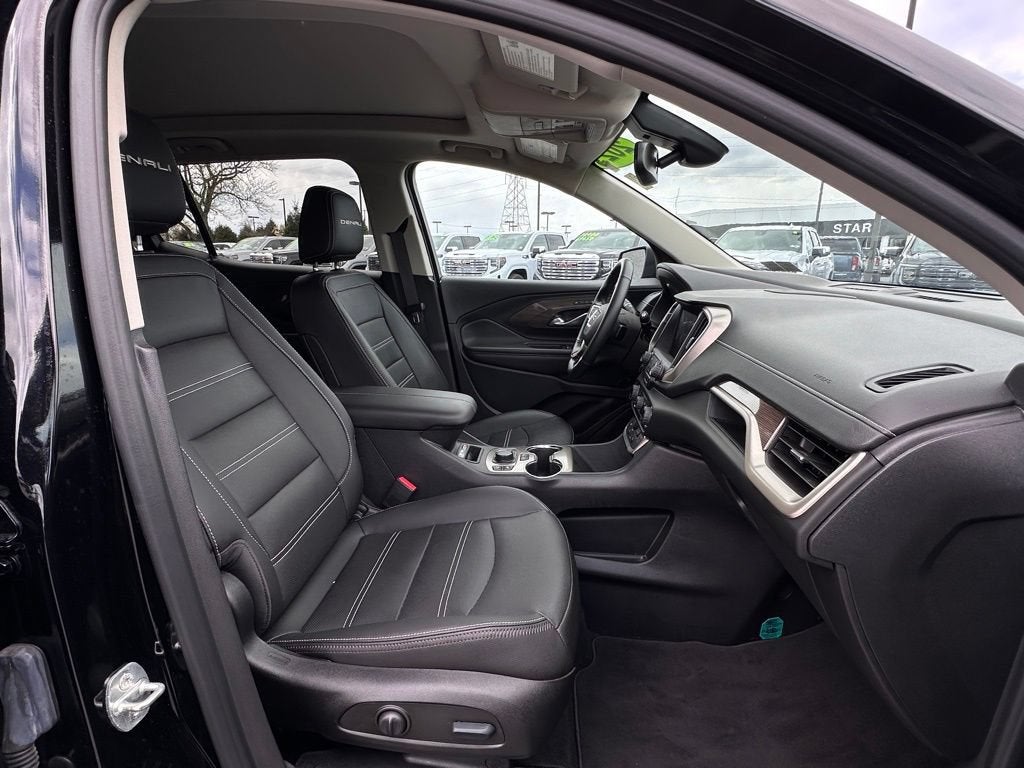 2023 GMC Terrain Denali
