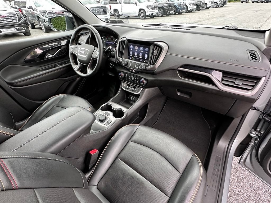 2023 GMC Terrain AT4
