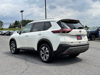 2022 Nissan Rogue SV Intelligent AWD