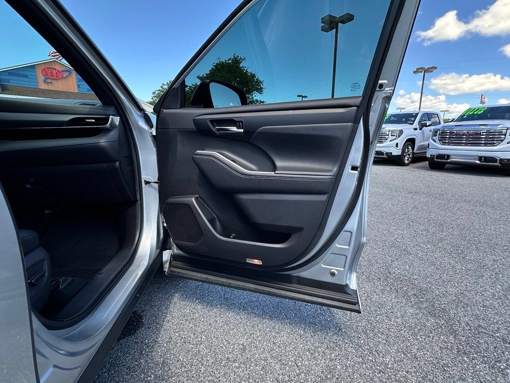 2021 Toyota Highlander XSE