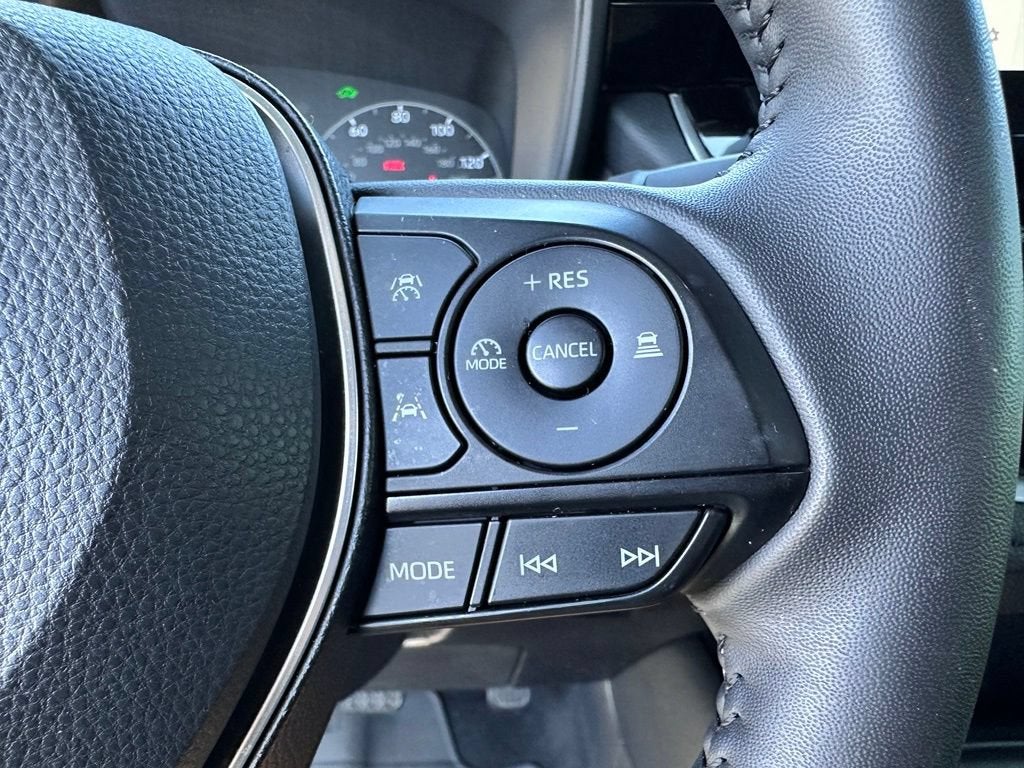 2025 Toyota Corolla Hybrid SE